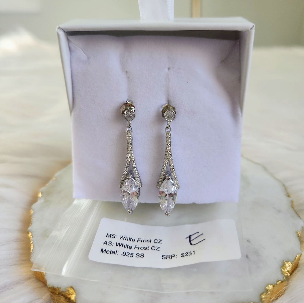 NWT Ryze White Frost Cubic Zirconia .925 Sterling Silver Dangle Earrings - Picture 7 of 9